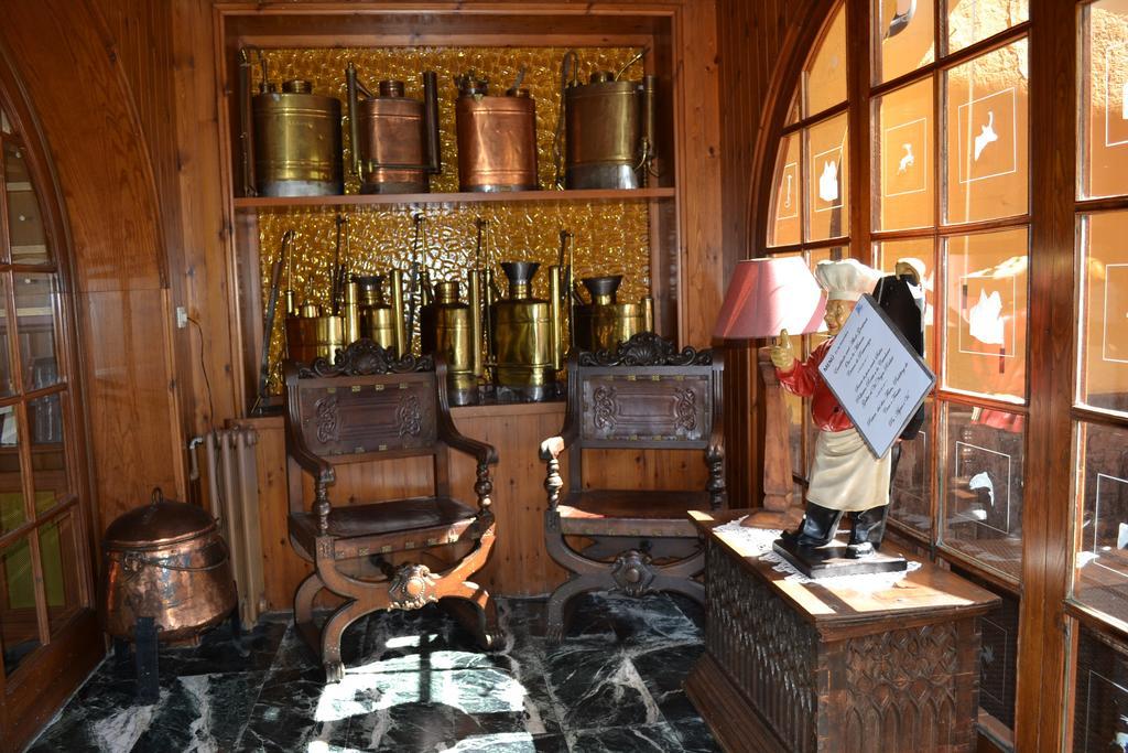Hostal De La Gloria Виладрау Экстерьер фото