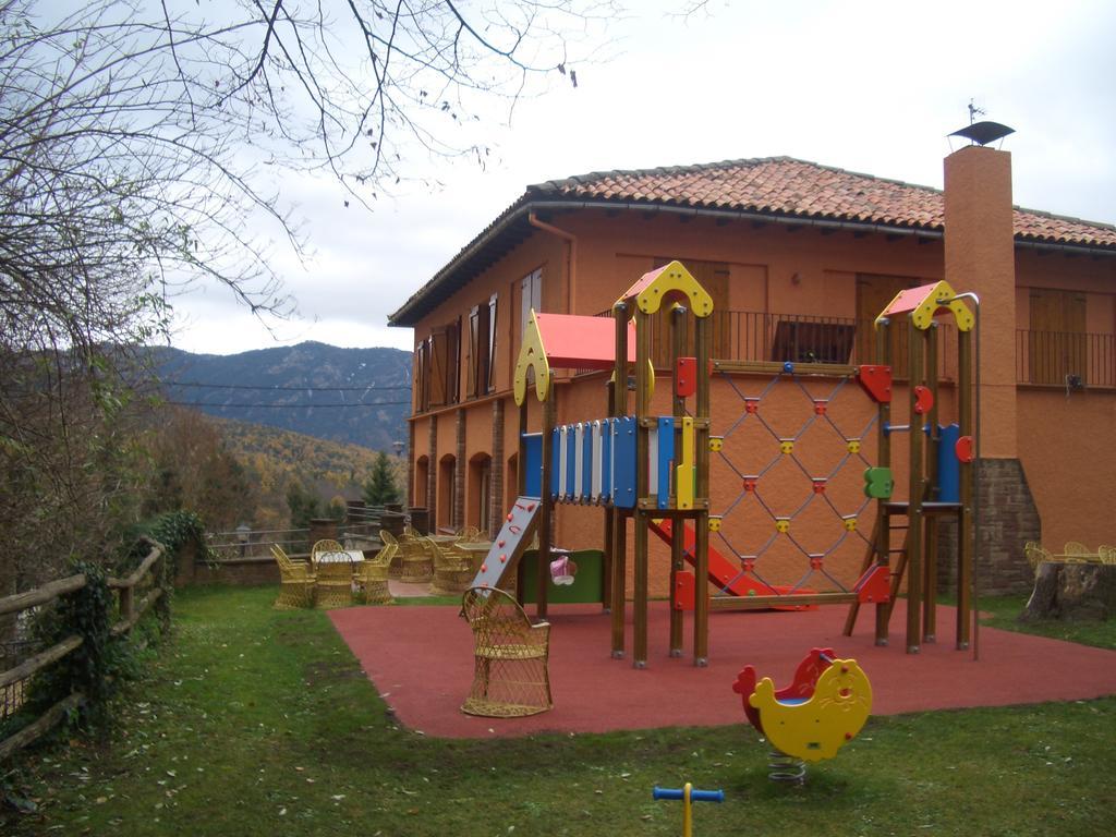 Hostal De La Gloria Виладрау Экстерьер фото